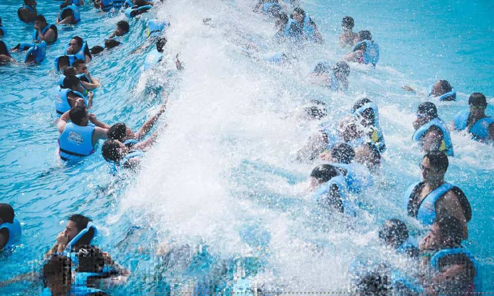 阿拉的海海啸池