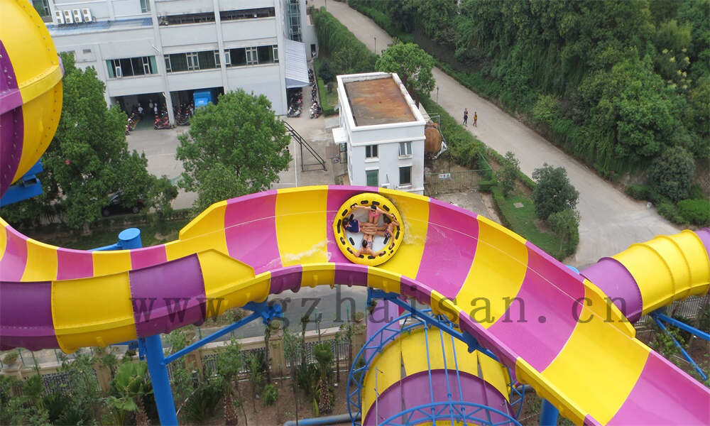 巧用水上乐园设备搭配，打造受欢迎的园子