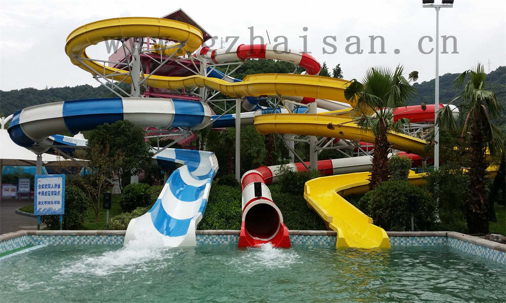 水上乐园设备厂家制造水上滑梯的要求