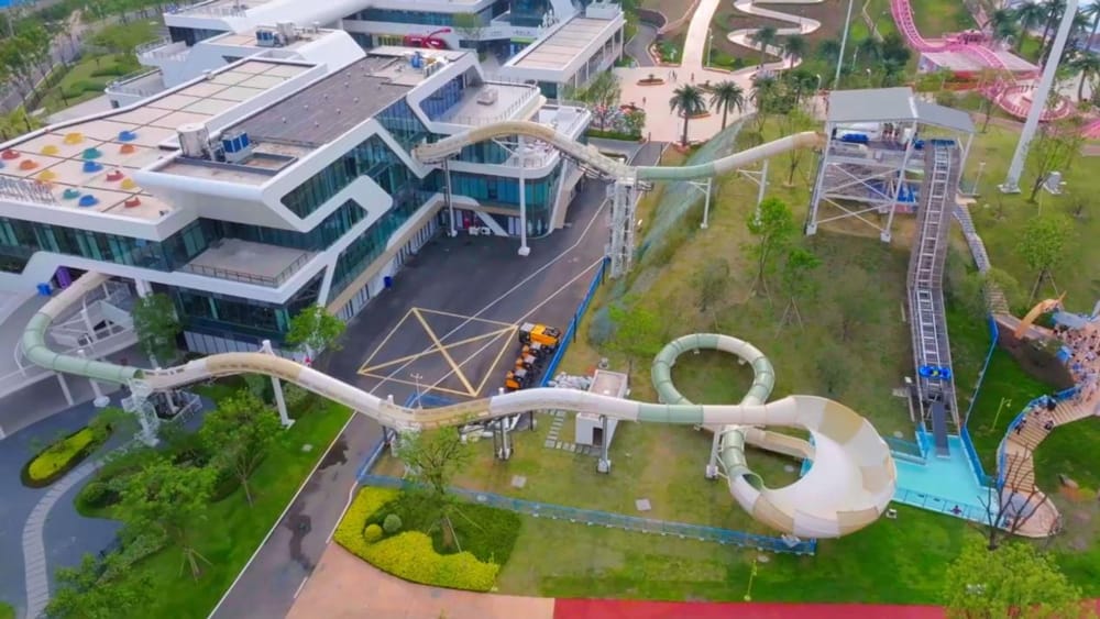 激流过山车｜当速度拥抱水花，掀起水上狂欢盛宴